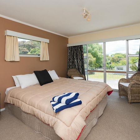 Waitangi Beach House Εξωτερικό φωτογραφία